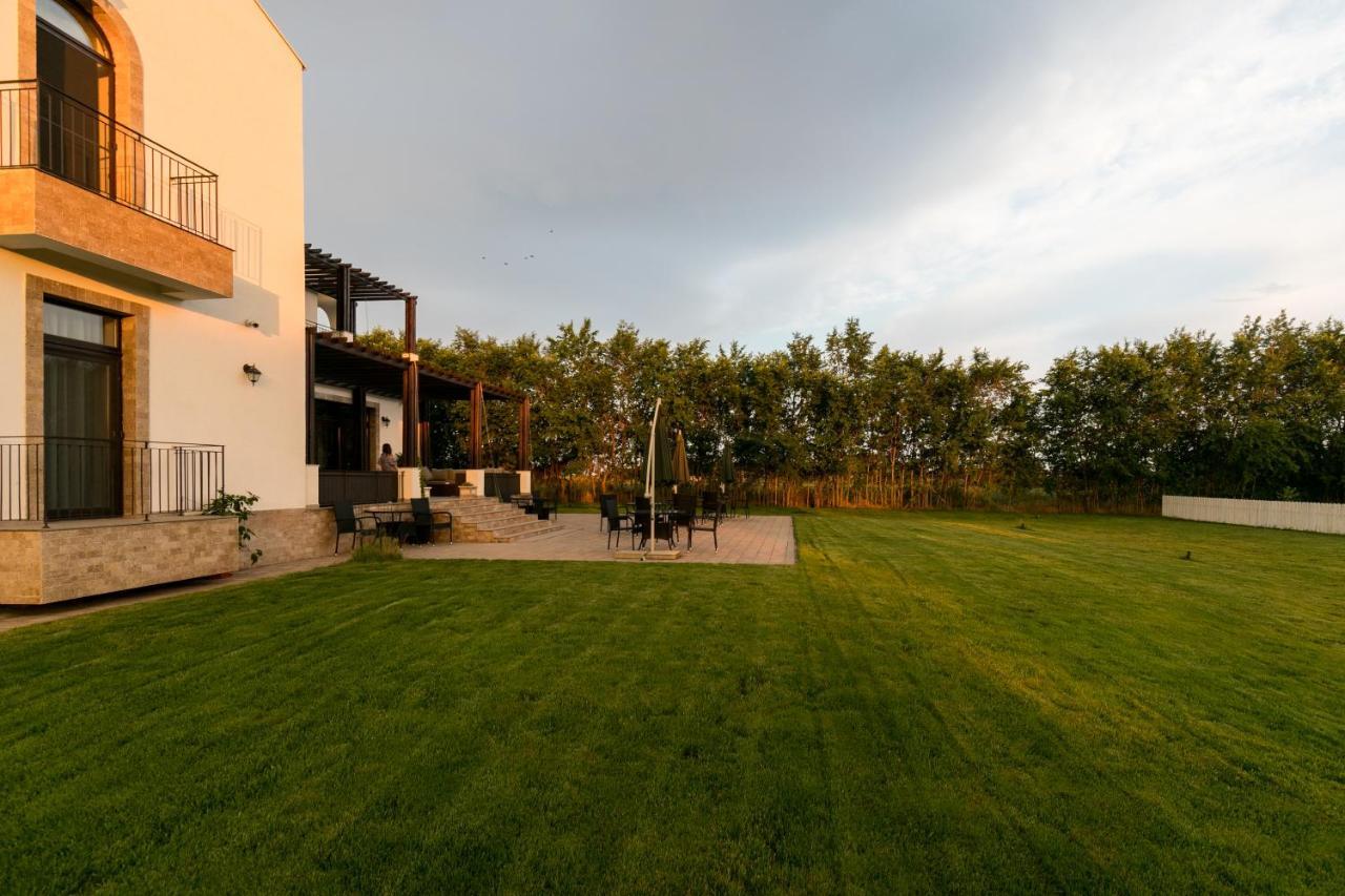 Villa Ciao - Adults Only Corbu  Bagian luar foto