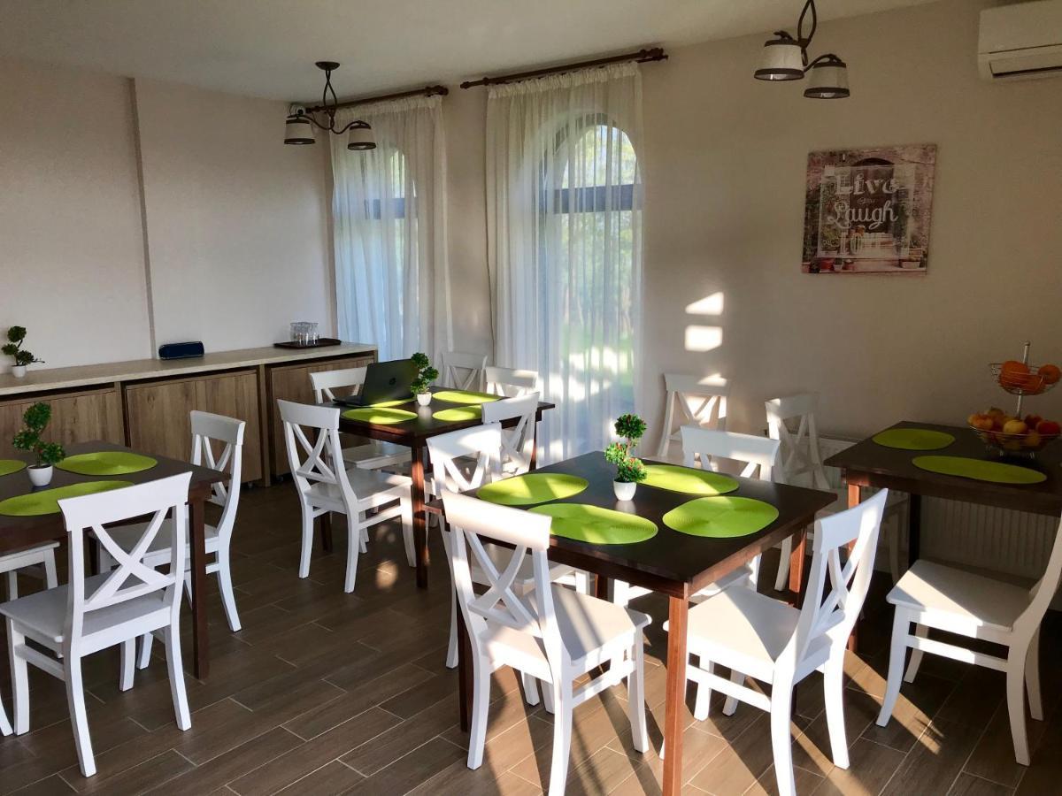 Villa Ciao - Adults Only Corbu  Bagian luar foto