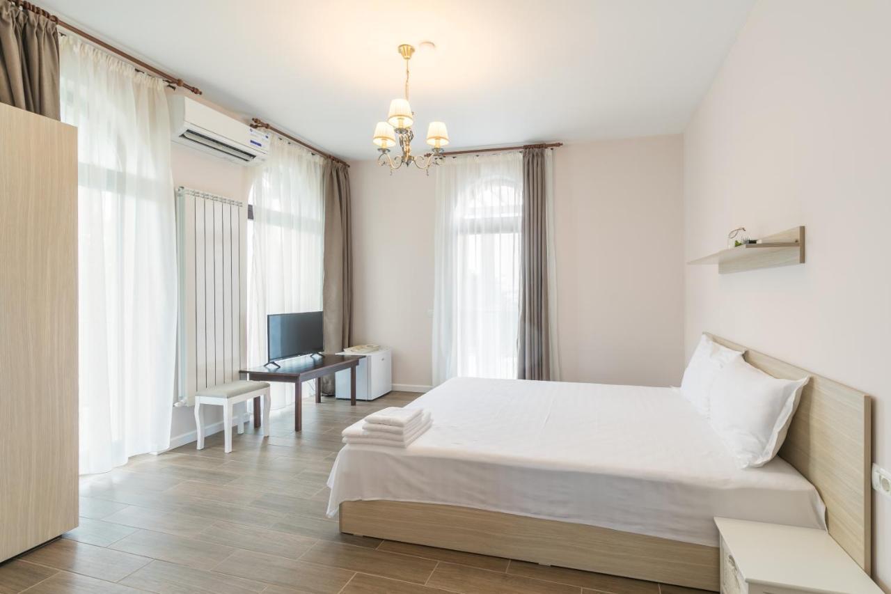 Villa Ciao - Adults Only Corbu  Bagian luar foto