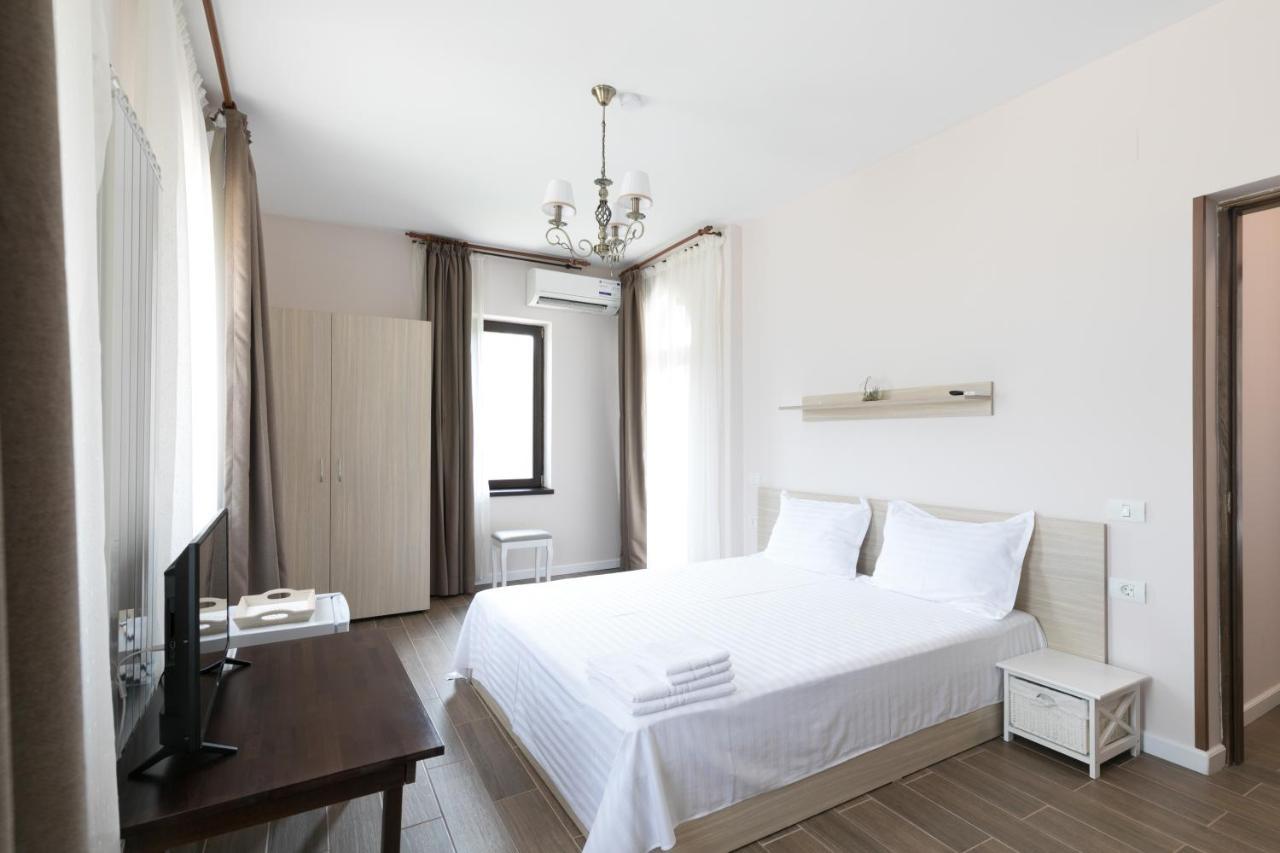 Villa Ciao - Adults Only Corbu  Bagian luar foto